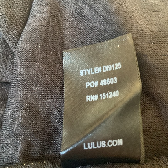 LULUS NEW Thrill Me Black & Gold
Cheetah Surplice Dress size M - Picture 10 of 12